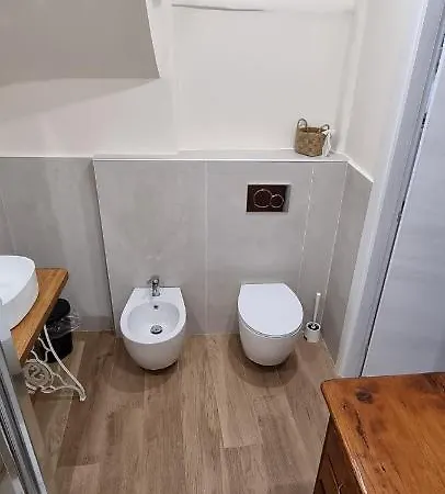 The Hemme's Lejlighed *